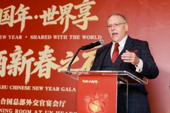 中國郎走進(jìn)聯(lián)合國點燃中國紅 以世界語言講述中國春節(jié)與非遺故事
